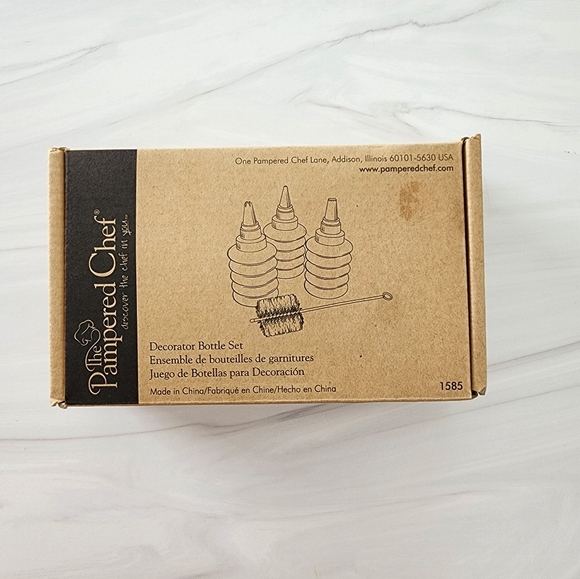The Pamper Chef Decorator Bottle Set #1585 RETIRED - Picture 1 of 4